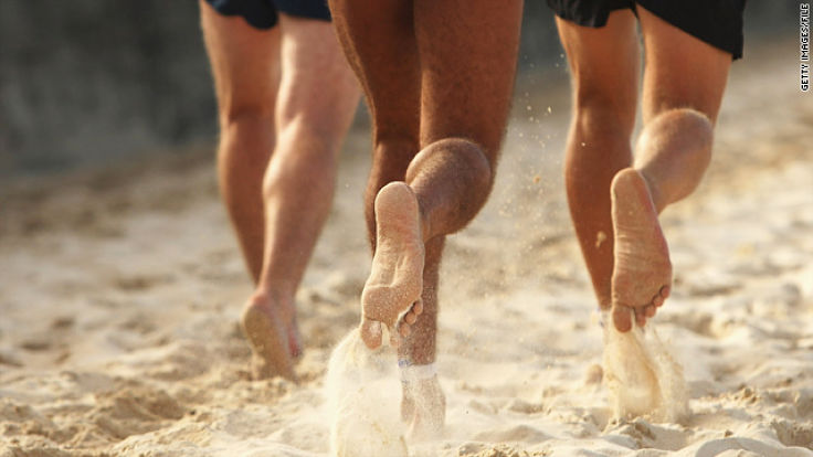 The beach, under the right conditions, is the perfect place to run, especially with friends