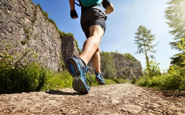 Running through the great outdoors is very inspiring and avoids the chance of boredom running around tracks and road circuits